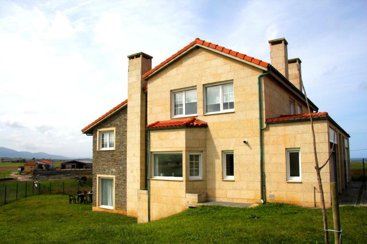 Chalets Playa Галисано Екстериор снимка