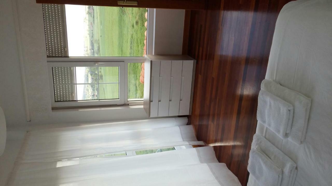 Chalets Playa Галисано Екстериор снимка